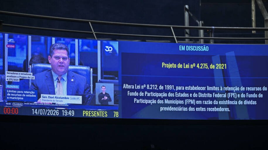 Senado aprova limite de 5% para retenção de fundos e gera polêmica entre senadores