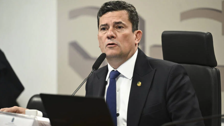 Sergio Moro afirma que Flávio Bolsonaro é a única esperança contra Lula em 2026