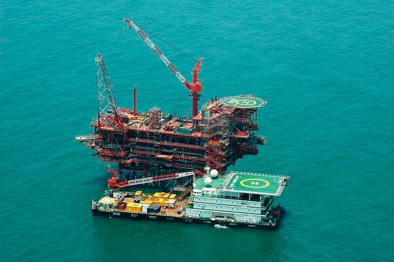 Tensões entre EUA e Irã fazem Petróleo Brent cair para US$ 96,78 por barril