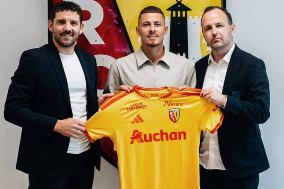 Thorgan Hazard retorna ao Lens após 14 anos e promete agitar Ligue 1