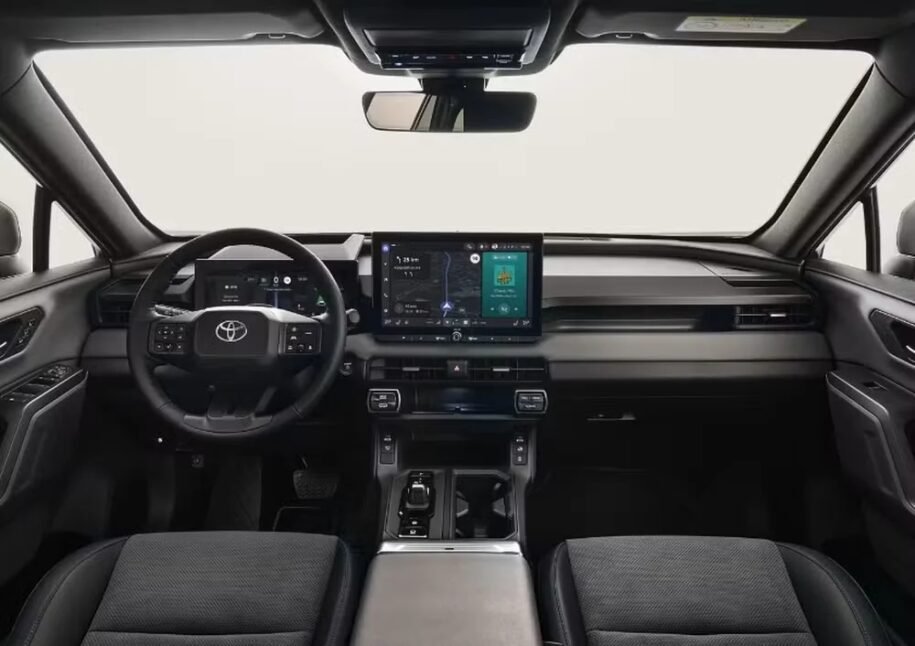 Toyota confirma lançamento do RAV4 híbrido plug-in com 329 cv e preço de R$ 400 mil