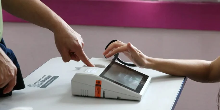 TSE confirma uso de biometria nas eleições, mas não obrigatória para votar