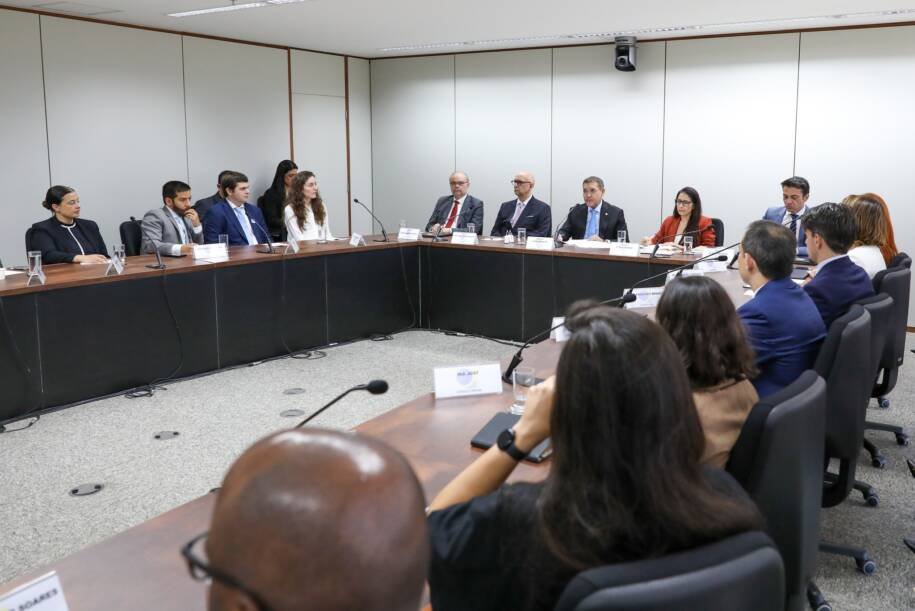 TSE e big techs firmam acordo para combater desinformação nas eleições de 2026
