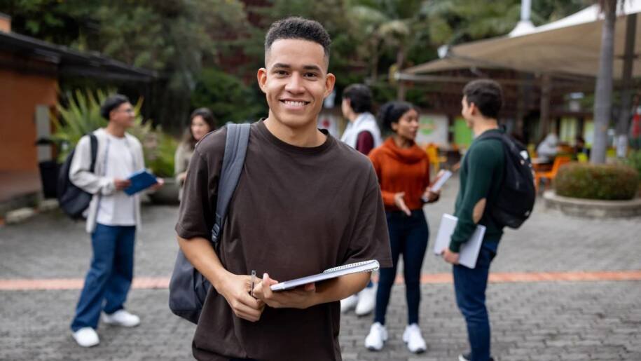 Univali e Prefeitura de Balneário Camboriú oferecem vagas no Programa Jovem Aprendiz até 29 de julho