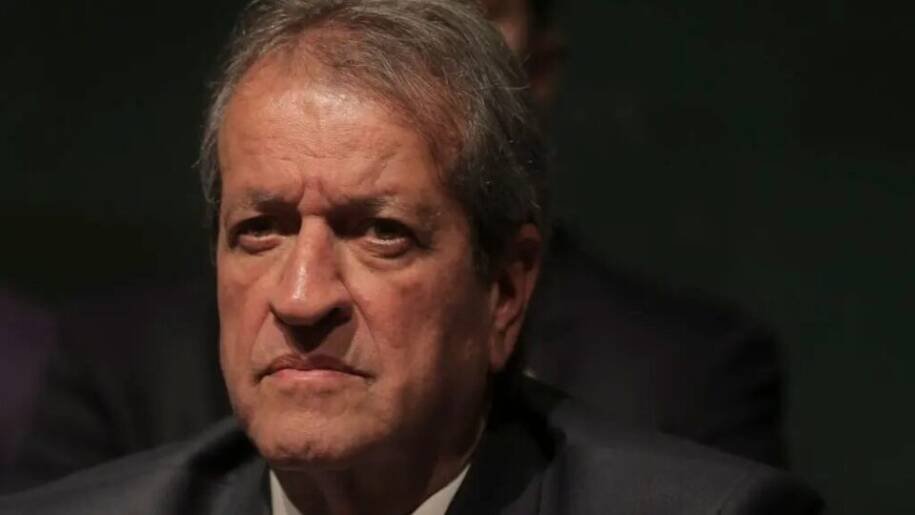 Valdemar Costa Neto afirma que Bolsonaro concentra votos e apoia Flávio na eleição
