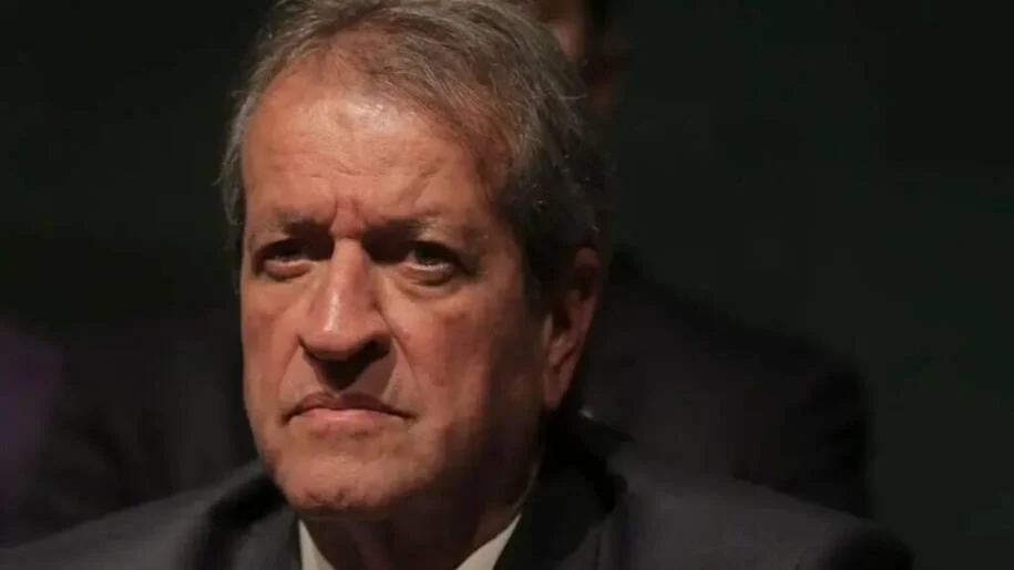 Valdemar Costa Neto critica pesquisa e defende Michelle como candidata ao Senado