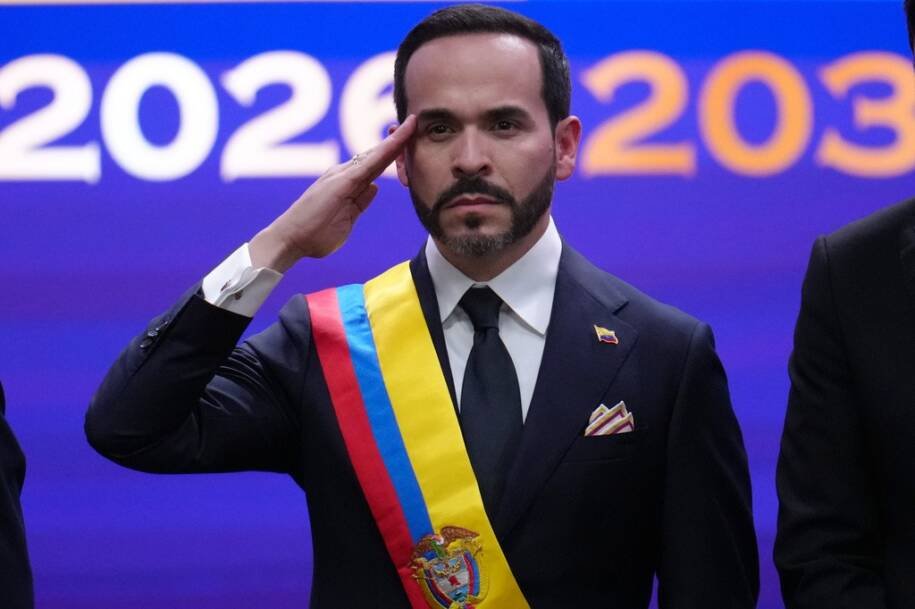 Abelardo de la Espriella ordena 'combate definitivo' em posse tumultuada na Colômbia