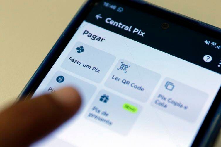 Abrasel revela que Pix cresce 16,5% e já representa 20,5% das vendas em bares