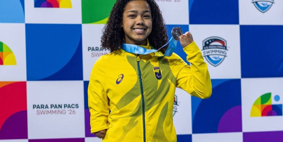 Alessandra Oliveira quebra recorde mundial e Brasil brilha no Parapan-Pacífico