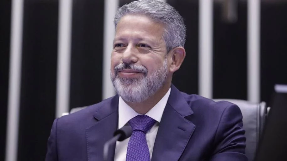 Alfredo Gaspar é vice de Flávio Bolsonaro e fortalece Arthur Lira em Alagoas