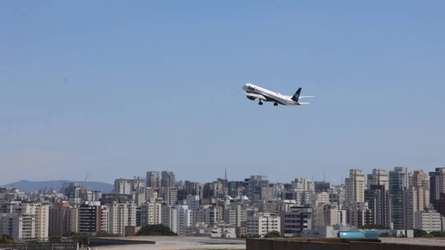Anac altera regras e promete reduzir judicialização contra companhias aéreas
