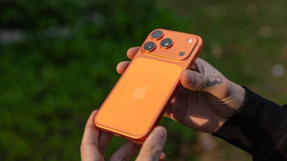 Apple pode aumentar preço do iPhone 17 em R$ 500; Brasil ainda sem mudanças