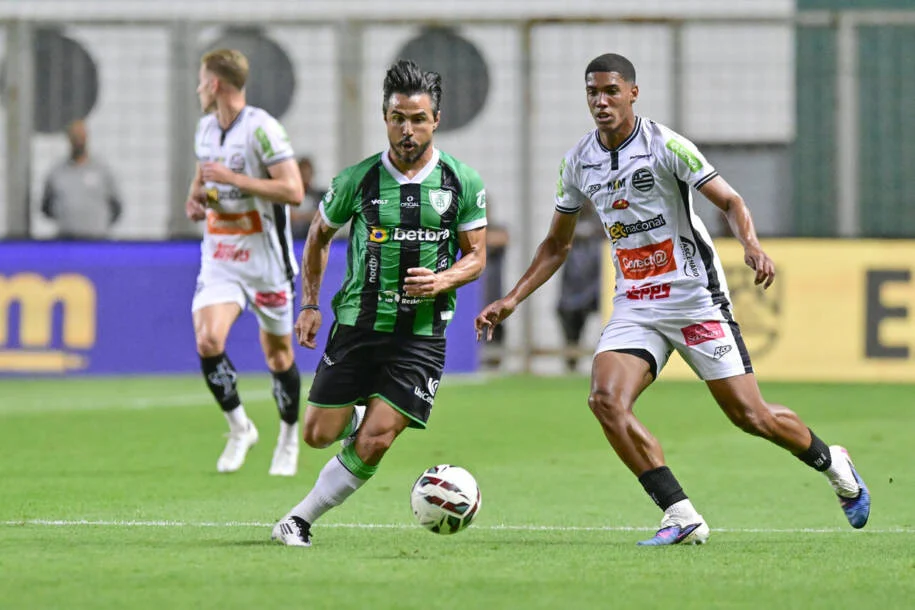 Athletic-MG vence América Mineiro com gol de Carlinhos e mantém boa fase