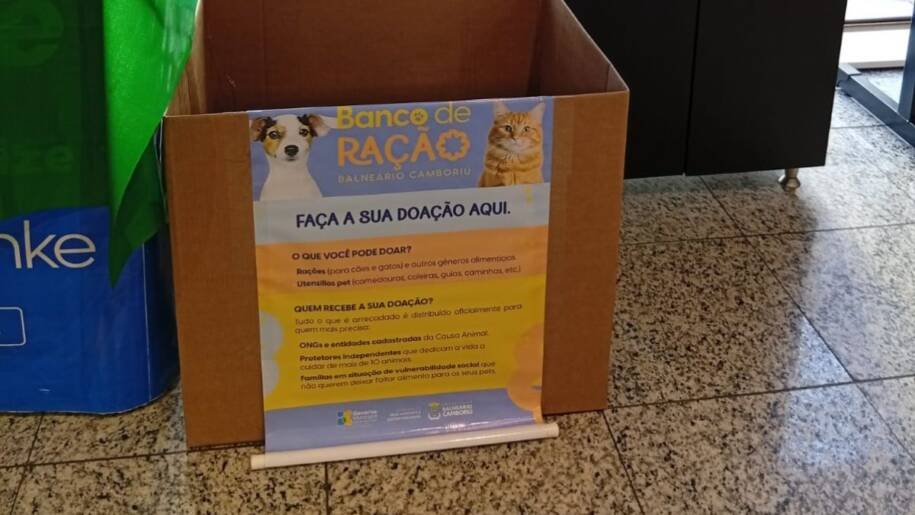 Balneário Camboriú lança Banco de Ração e arrecada 180 quilos para pets em risco