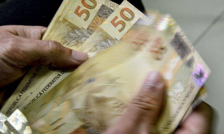Banco do Brasil e Caixa lançam crédito para trabalhadores informais adimplentes