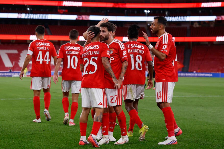 Benfica busca garantir vaga ao enfrentar o Hearts na Liga Europa; saiba onde assistir