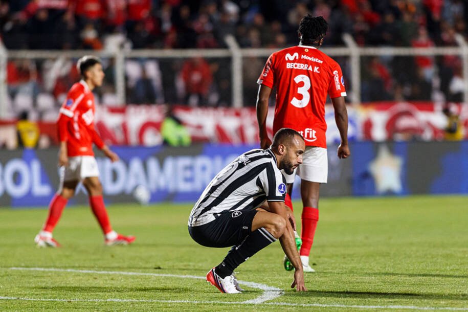 Botafogo sofre vexame histórico ao perder por 6 a 1 para o Cienciano na Sul-Americana