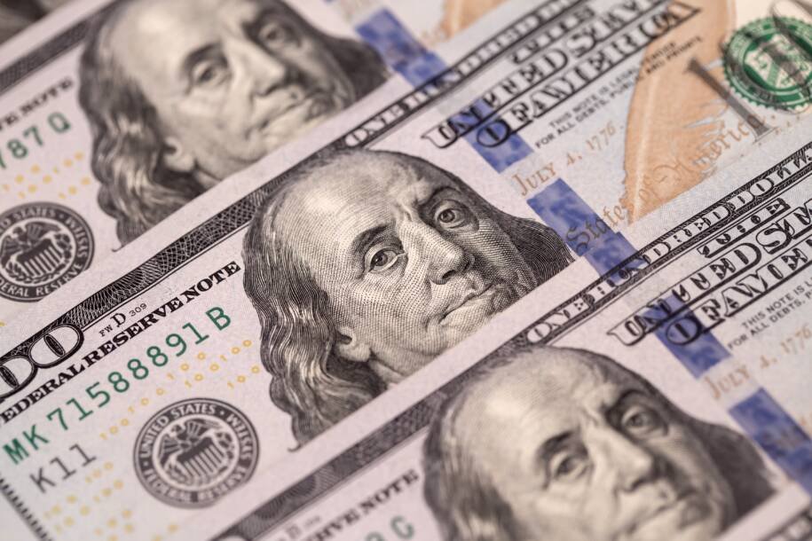 Brasil é o principal risco político da América Latina; Dólar avança 0,53%