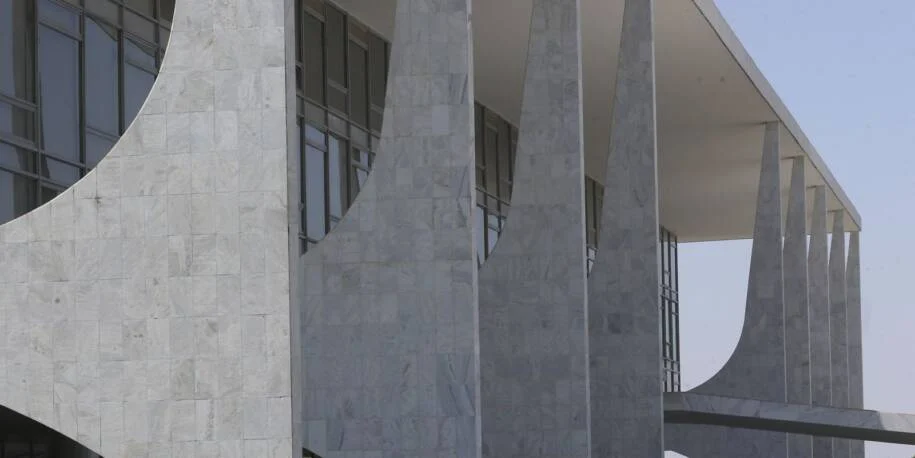 Brasil inicia processo de reciprocidade contra tarifas dos EUA que afetam exportações