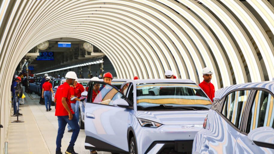 BYD e GWM aceleram produção de veículos no Brasil e desafiam montadoras tradicionais