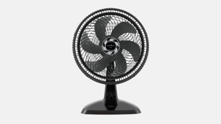 Canaltech revela: Ventilador Britânia ou Ar-Condicionado Midea, quem consome mais?