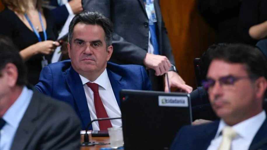 Centrão decide pela neutralidade em 2026 e movimenta bilhões em cadeiras