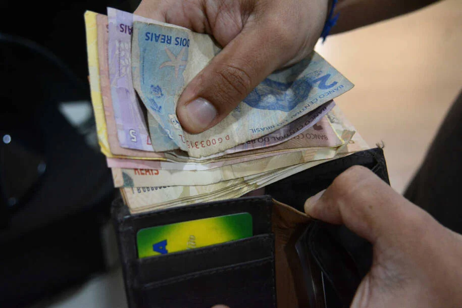 Copom decide reduzir Selic para 14% ao ano em quarto corte consecutivo