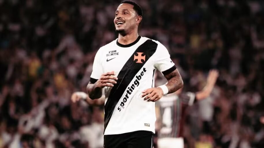 David Corrêa, atacante do Vasco, é alvo da Operação A Tropa contra tráfico