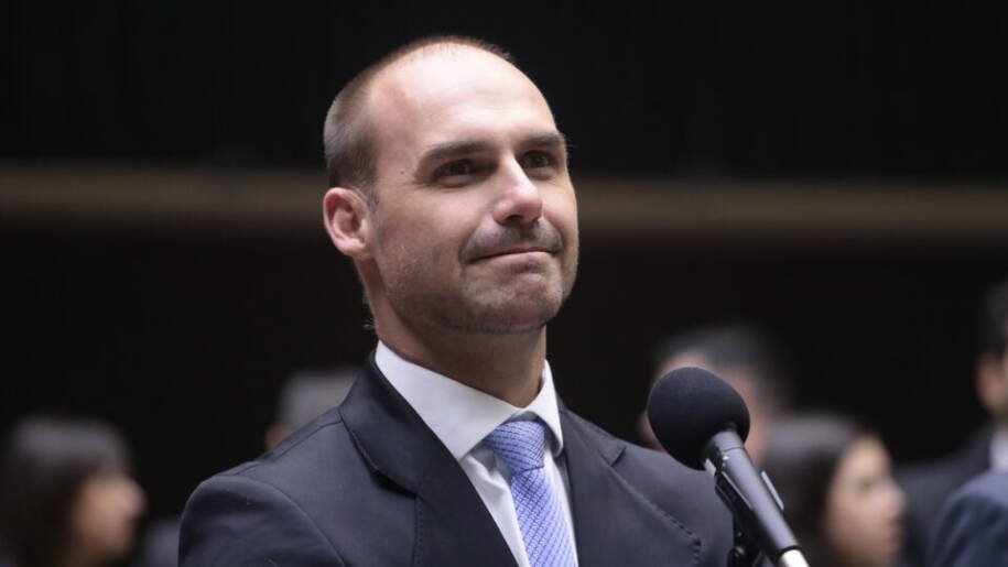 Eduardo Bolsonaro elogia Alfredo Gaspar como vice de Flávio e gera expectativa