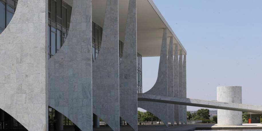 Eleições de 2026: Brasil escolhe chapa para presidente e vice em clima de tensão