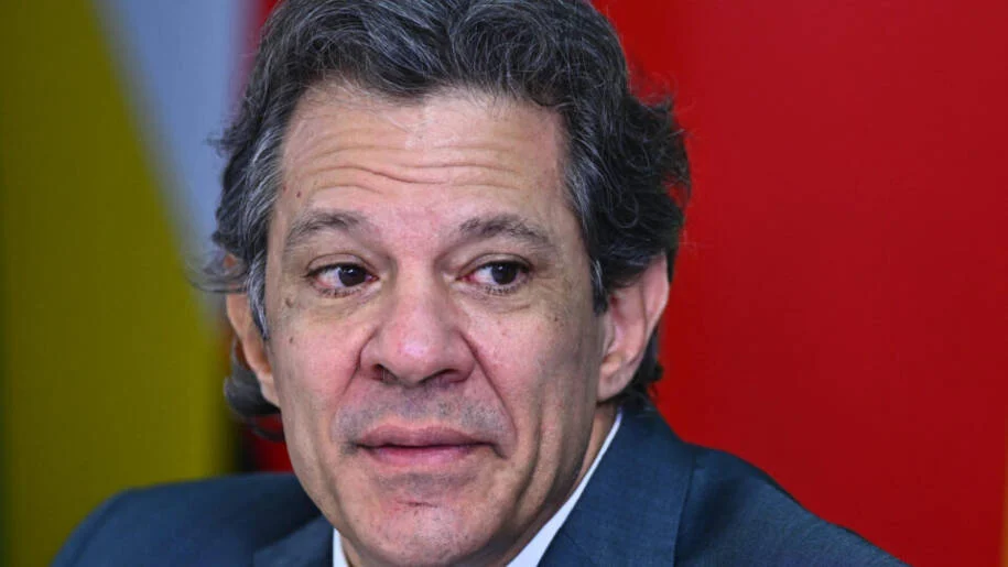 Fernando Haddad denuncia PM por intimidação, mas vídeo revela contradição