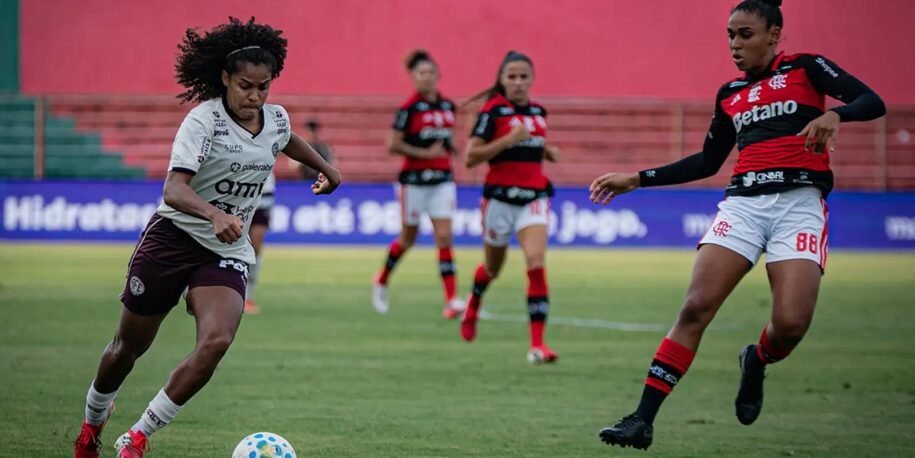 Flamengo supera Ferroviária em jogo decisivo e garante vantagem nas quartas