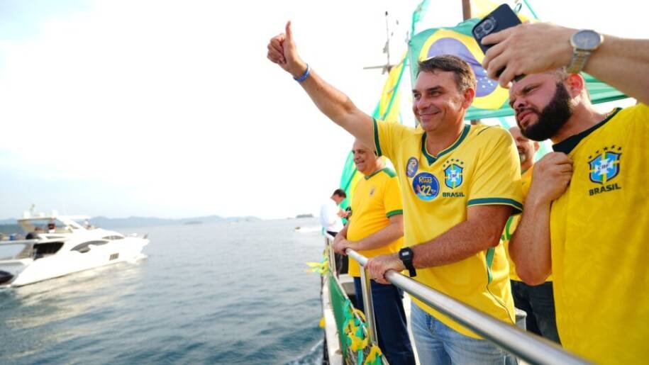 Flávio Bolsonaro anuncia Cláudio Lottenberg como futuro ministro da Saúde e gera polêmica
