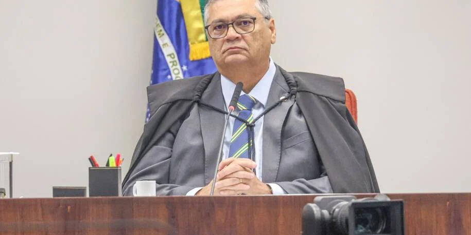 Flávio Dino afasta Daniel Brandão do TCE-MA e investiga assassinato de empresário