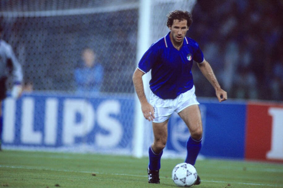 Franco Baresi lidera AC Milan em título italiano e enfrenta rebaixamento