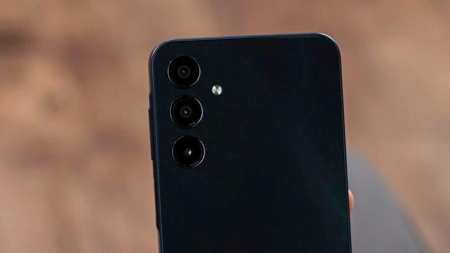 Galaxy A16 chega ao Brasil e promete ser a melhor opção básica em 2024!