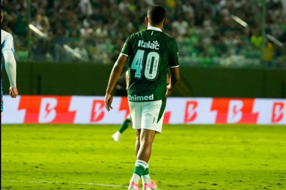Goiás supera Londrina com gol de Kadu Sousa e garante vitória crucial na Série B