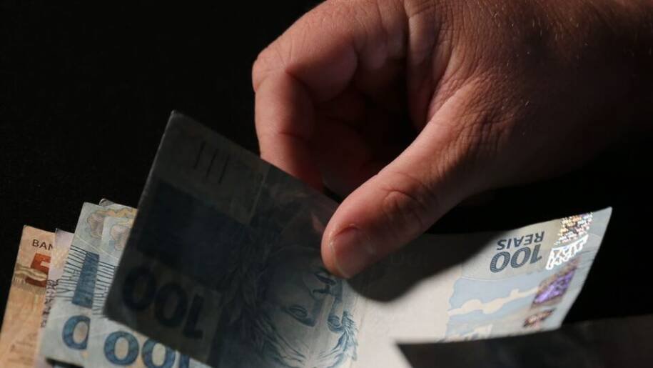 Governo cobra Banrisul e Agibank após 46,6 mil reclamações não respondidas