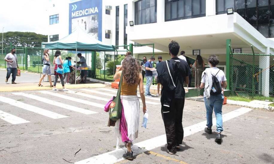 Governo lança programa Desenrola Fies 2026 e prazos geram expectativa entre estudantes