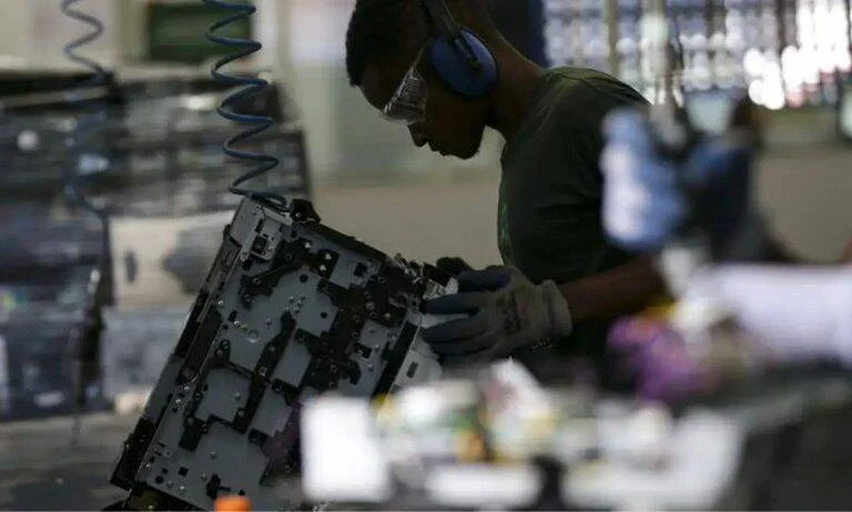 Governo revela crescimento de 10,1 milhões de empregos formais até junho de 2026