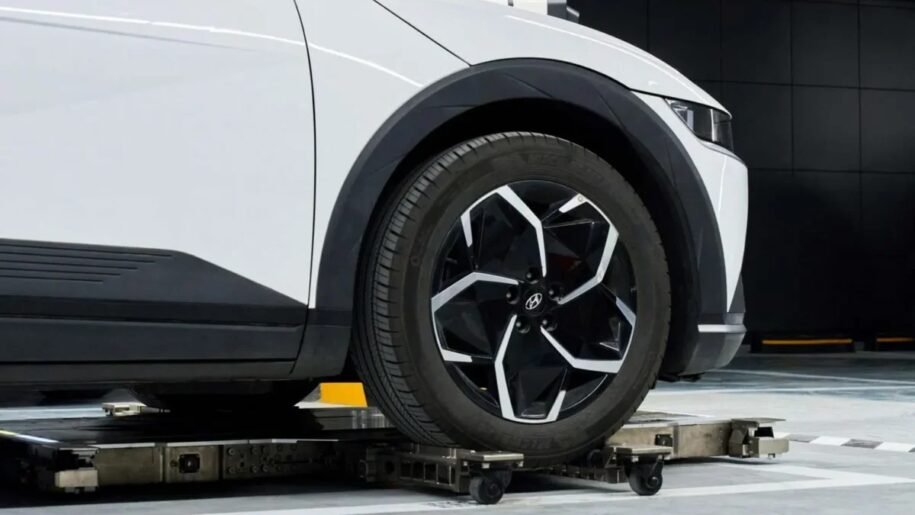 Hyundai inicia projeto-piloto em Siheung e revoluciona estacionamento com robôs