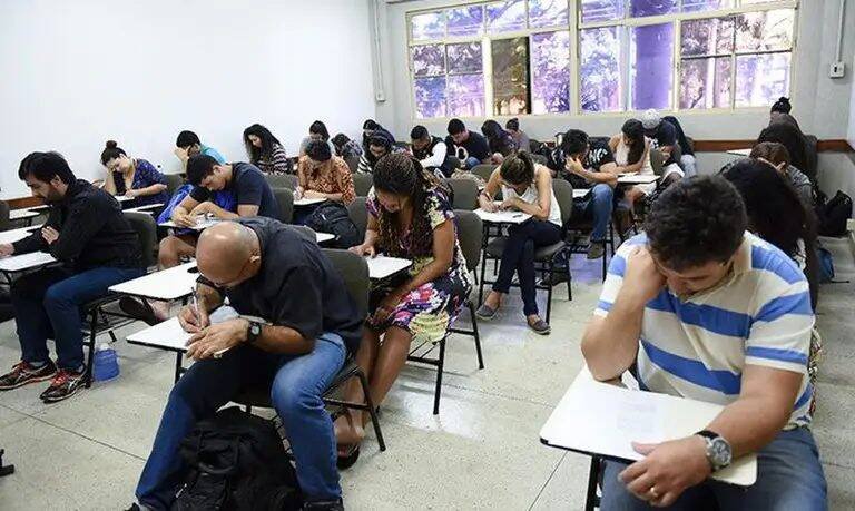 Inep libera consulta ao cartão de inscrição do Encceja 2026 e gera expectativa