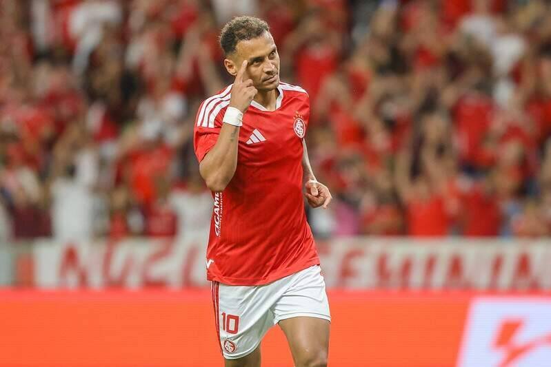 Inter busca interromper jejum contra Palmeiras desfigurado neste domingo