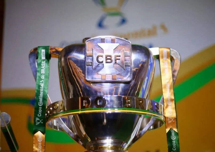 Internacional e Vitória avançam; sorteio das quartas da Copa do Brasil agita o cenário