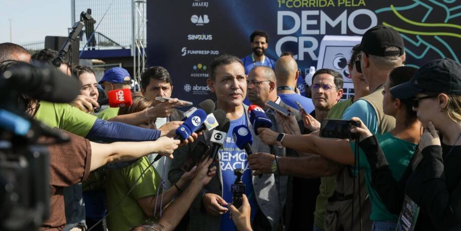 Kassio Nunes Marques defende urnas eletrônicas em evento no Autódromo de Brasília