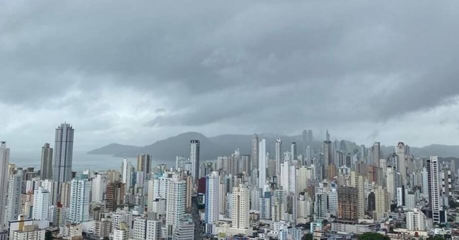 LabClima prevê frio intenso e chuvas em Balneário Camboriú neste fim de semana
