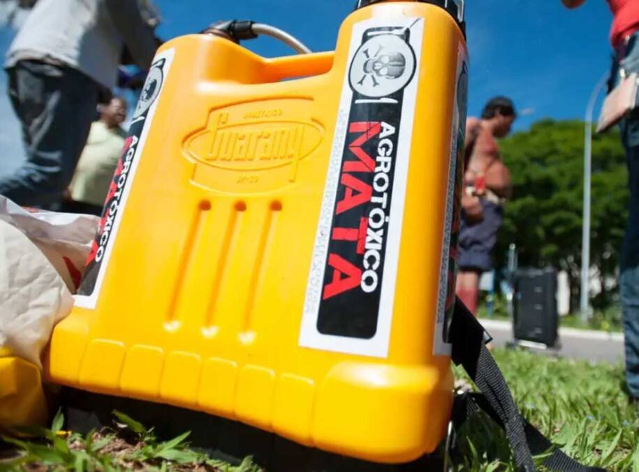 Larissa Mies Bombardi denuncia: Brasil importa agrotóxicos proibidos na UE