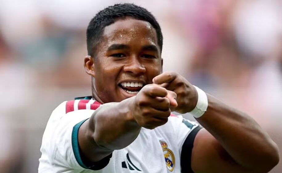 Liverpool prepara proposta de € 65 milhões para tirar Endrick do Real Madrid