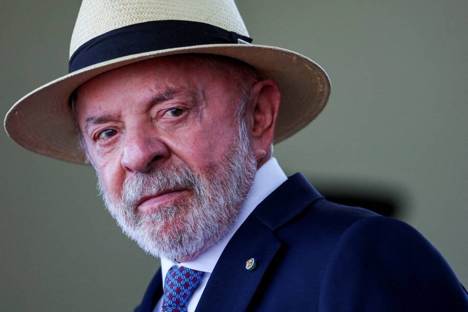 Lula anuncia aprovação do fim da escala 6x1 e defende candidaturas femininas