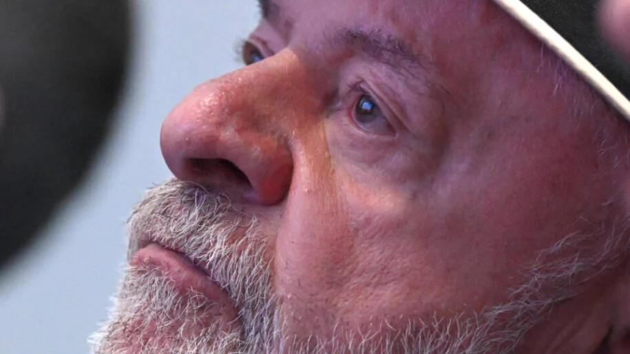 Lula critica sabatina no Jornal Nacional e defende Jaques Wagner em evento tenso